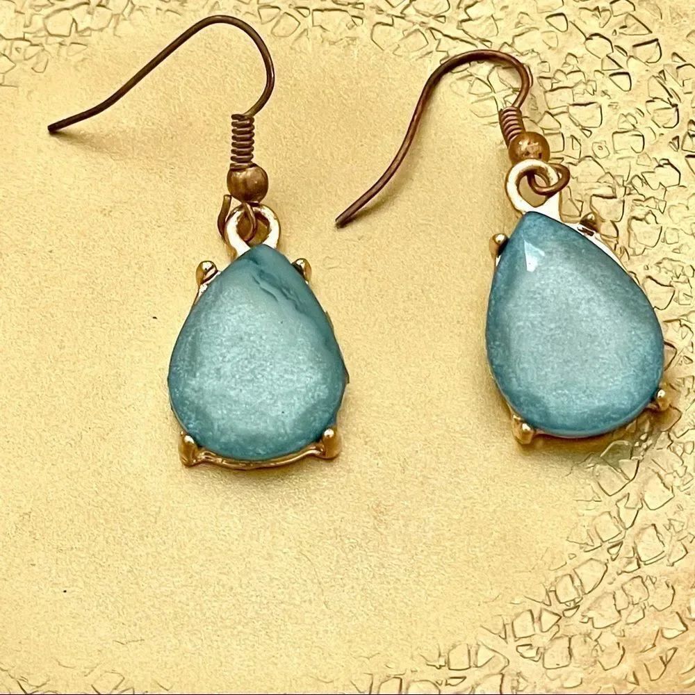 Blue gold tone drop earrings - Picture 8 of 10